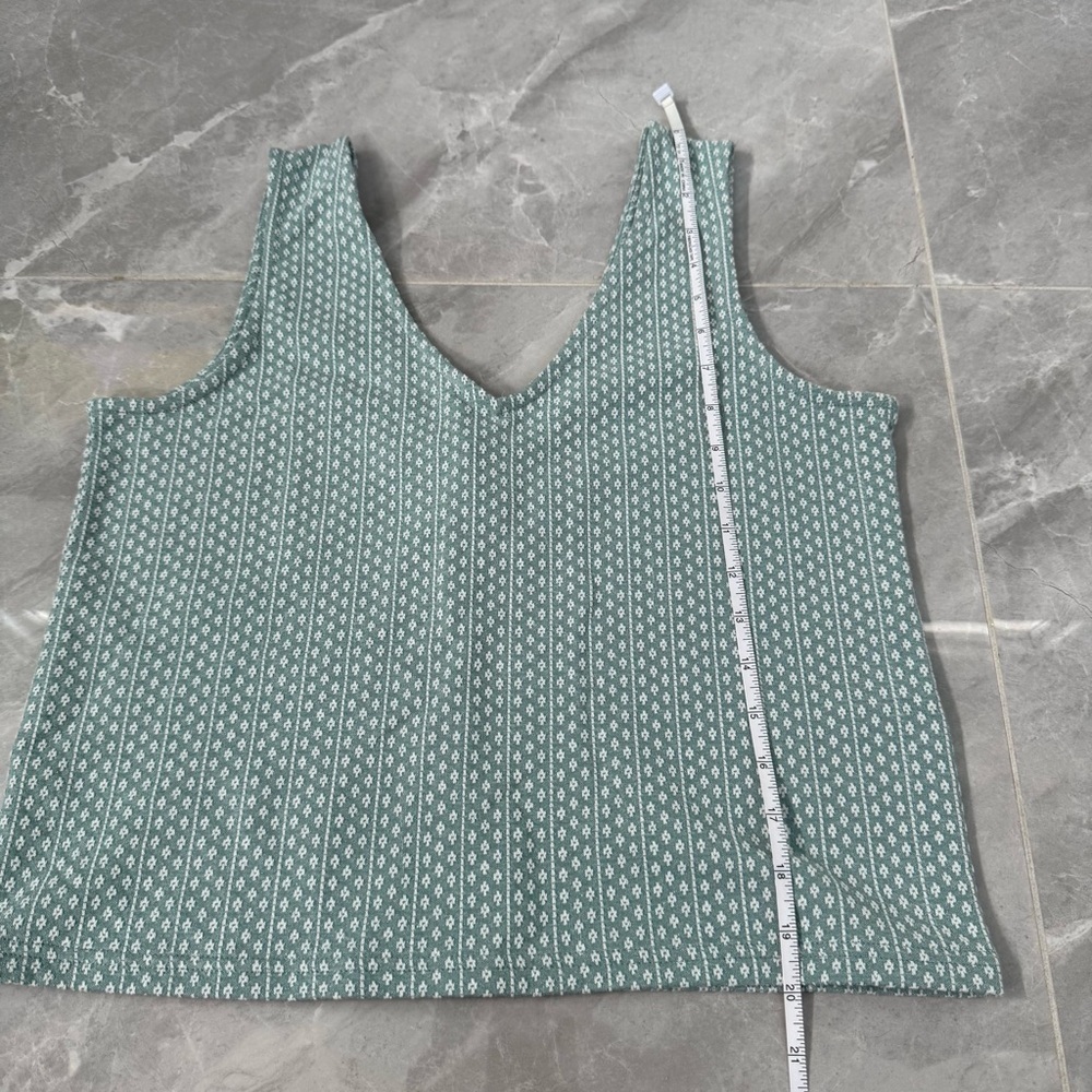 Women’s Madewell Jacquard Peekaboo Back Crop V-Neck Tank Top Size Small - Picture 15 of 16